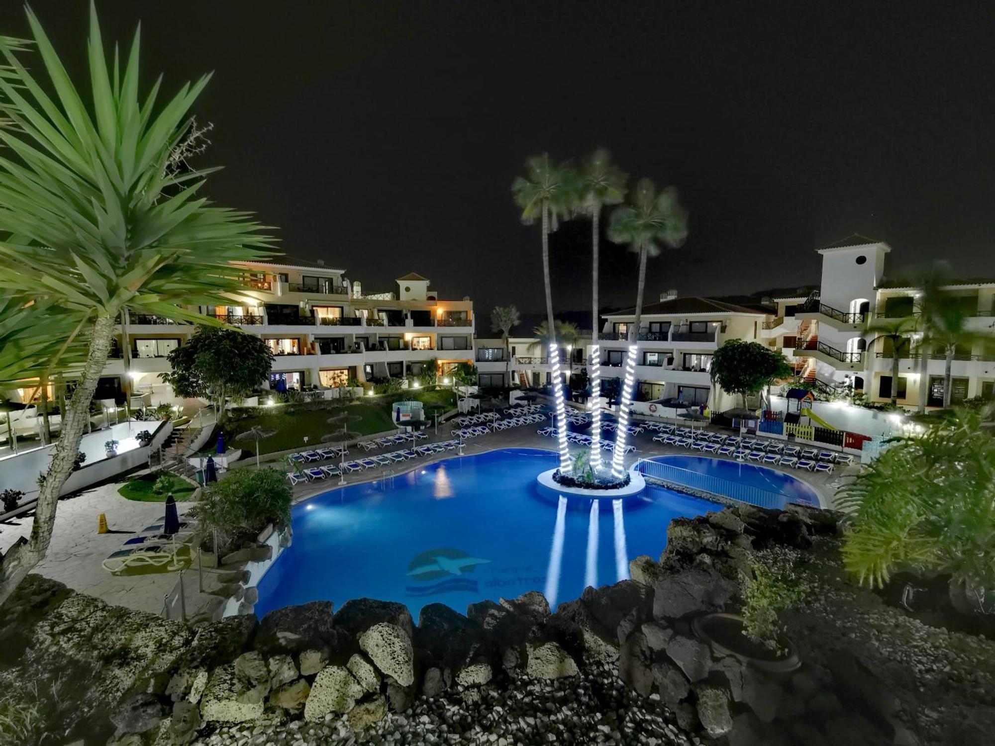 Strelitzia Apartment - Ocean View & Heated Pool 산미겔데아보나 외부 사진